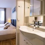 Hotell De La 2*