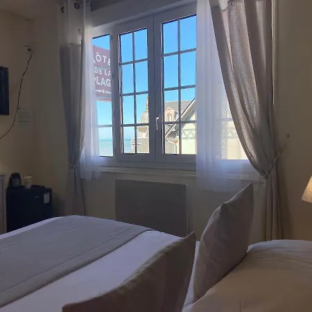 Hotel De La 2*