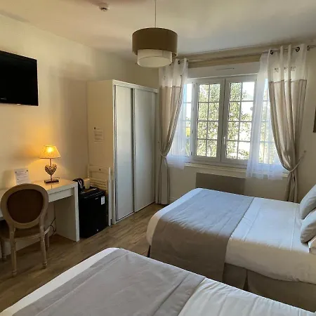 De La Hotel 2*