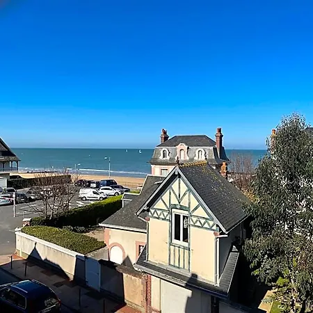 De La 2* Houlgate